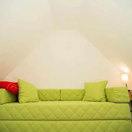 With 2 Bedrooms Casa vacanze *