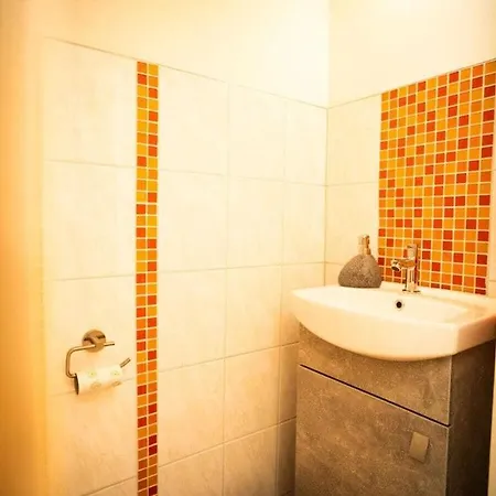 Casa vacanze With 2 Bedrooms *