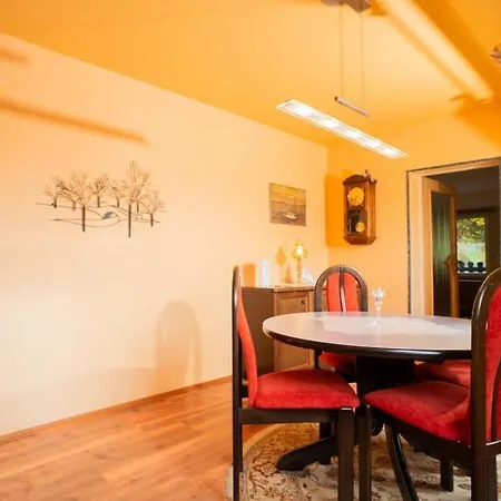 Casa vacanze With 2 Bedrooms Monschau